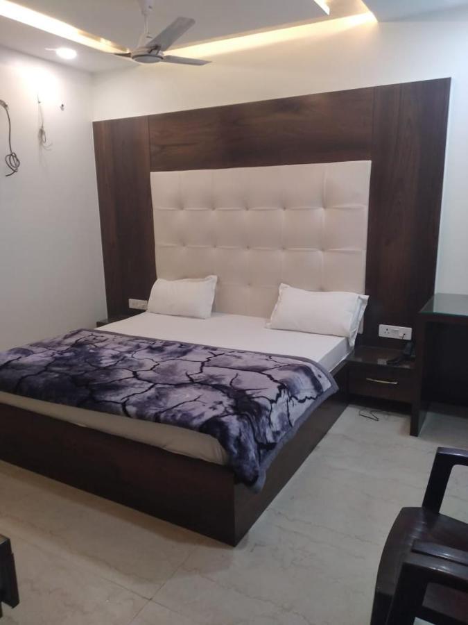 Hotel Uday Raj By Wb Inn Agra  Exteriér fotografie